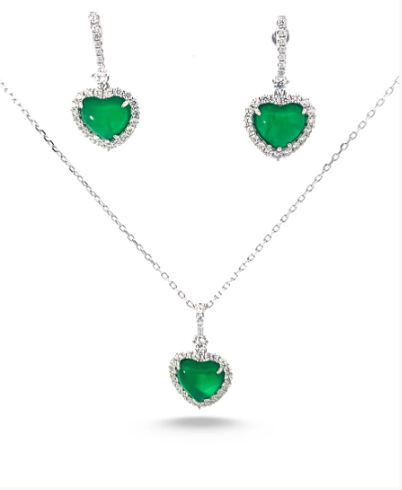 Heart-Shaped with Green Emerald Silver Pendant Set