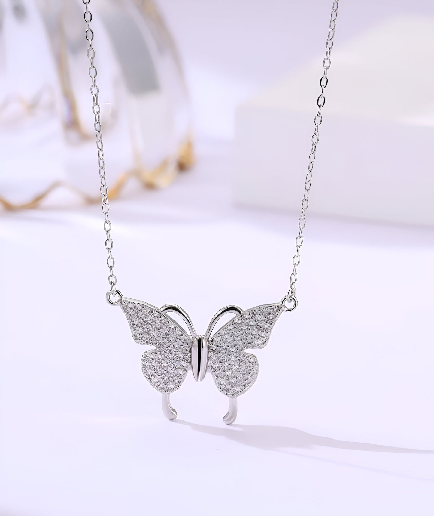 Butterfly-shaped Magnetic Attached Silver Chain