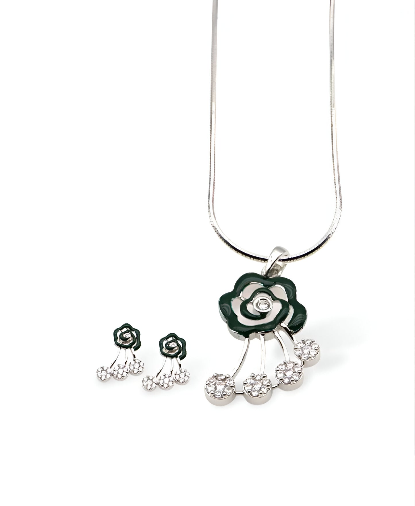 Flower-shaped with Swarovski Zircon Silver Pendant Set